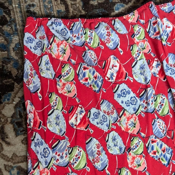 ‼️ SOLD Vintage Y2K Intriguing Threads Red Lantern Print Midi Slip Skirt - Picture 5 of 5